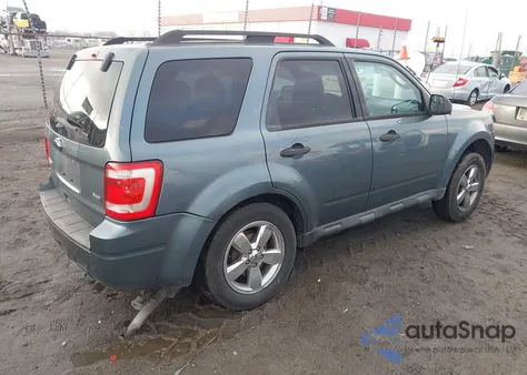 2012 Ford Escape Xlt z USA, uszkodzony, nr VIN 1FMCU9DG2CKB76081